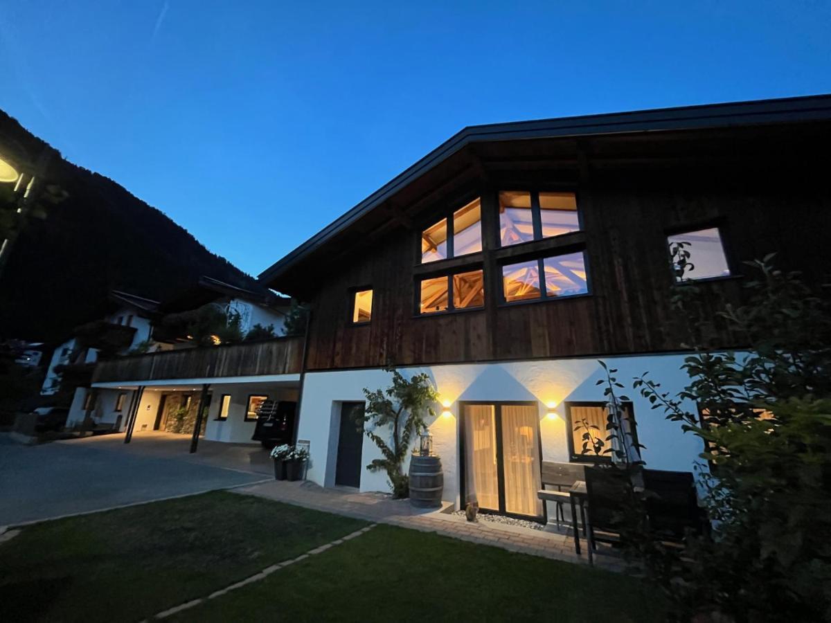 Ferienhaus Ragg Kaunertal Exterior photo